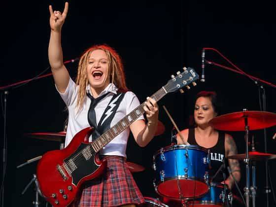 Hell's Belles - Tribute to AC/DC